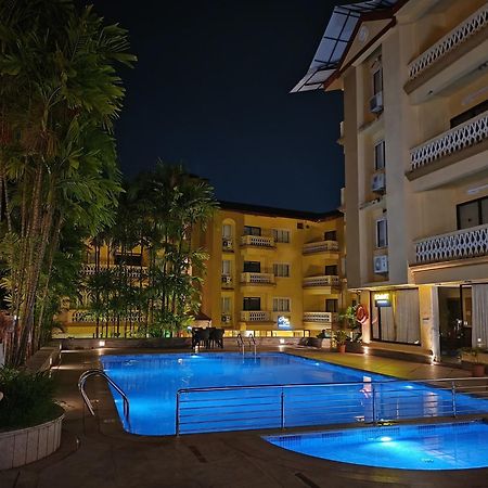 Golden Landmark Green Valley Beach Resort Dona Paula Exterior photo